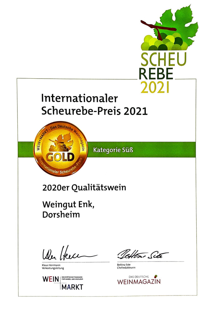 
                  
                    Laden Sie das Bild in den Galerie-Viewer, 2023er Scheurebe fruchtig ∙ lieblich
                  
                